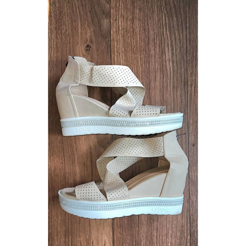 Malina Wedge Sandal